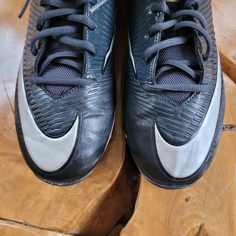 Nike Mens Vapor Shark 2 Cleats Size 10 Black Silver Football Athletic Shoes - Picture 5 of 14